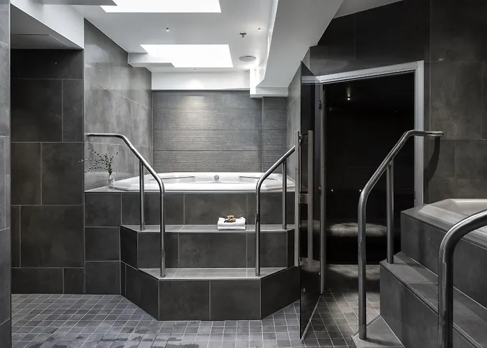 Noli Soernaeinen Hotel 4*